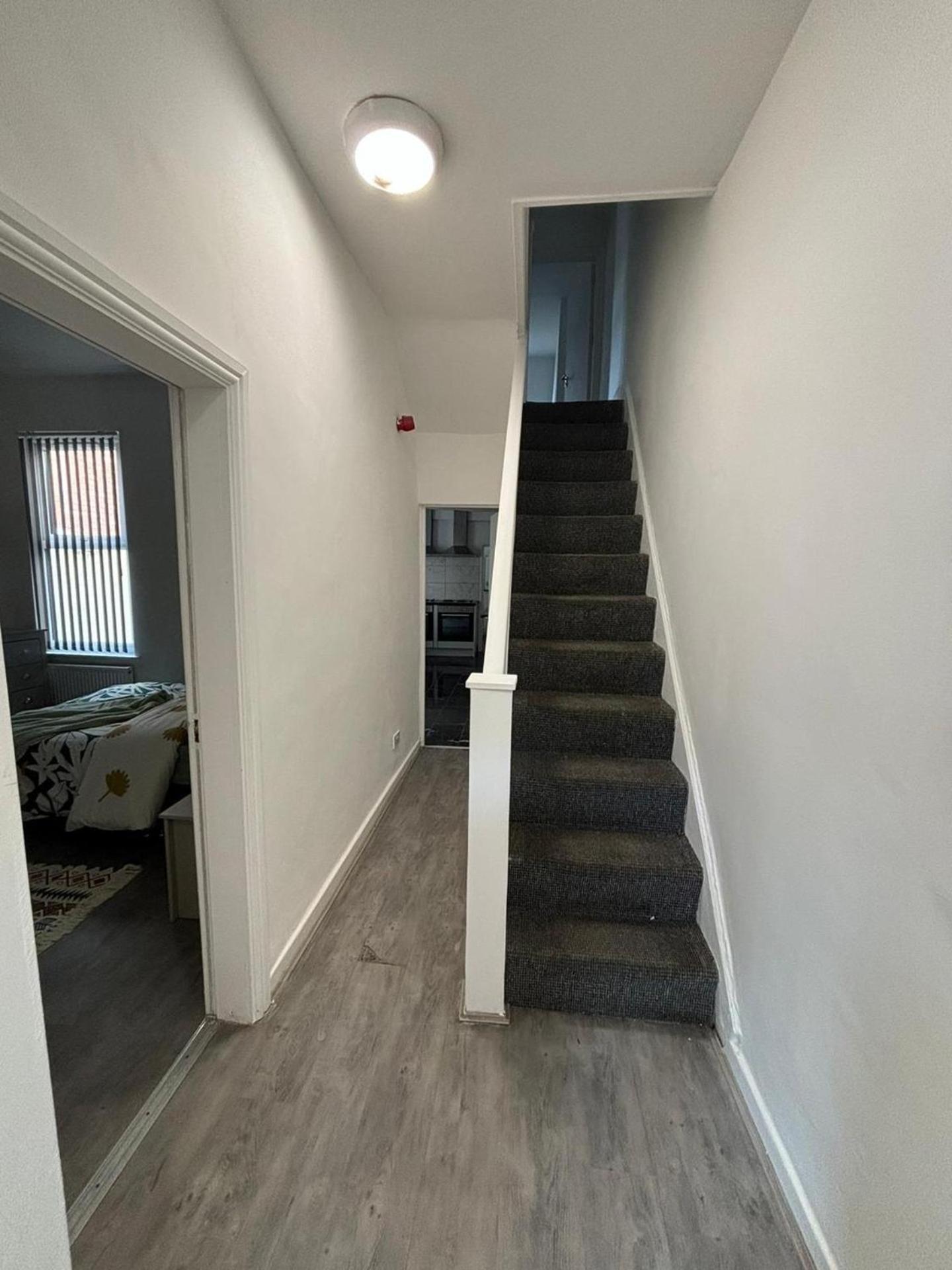 Luxe Spacious 5-bed House In Holiday home *