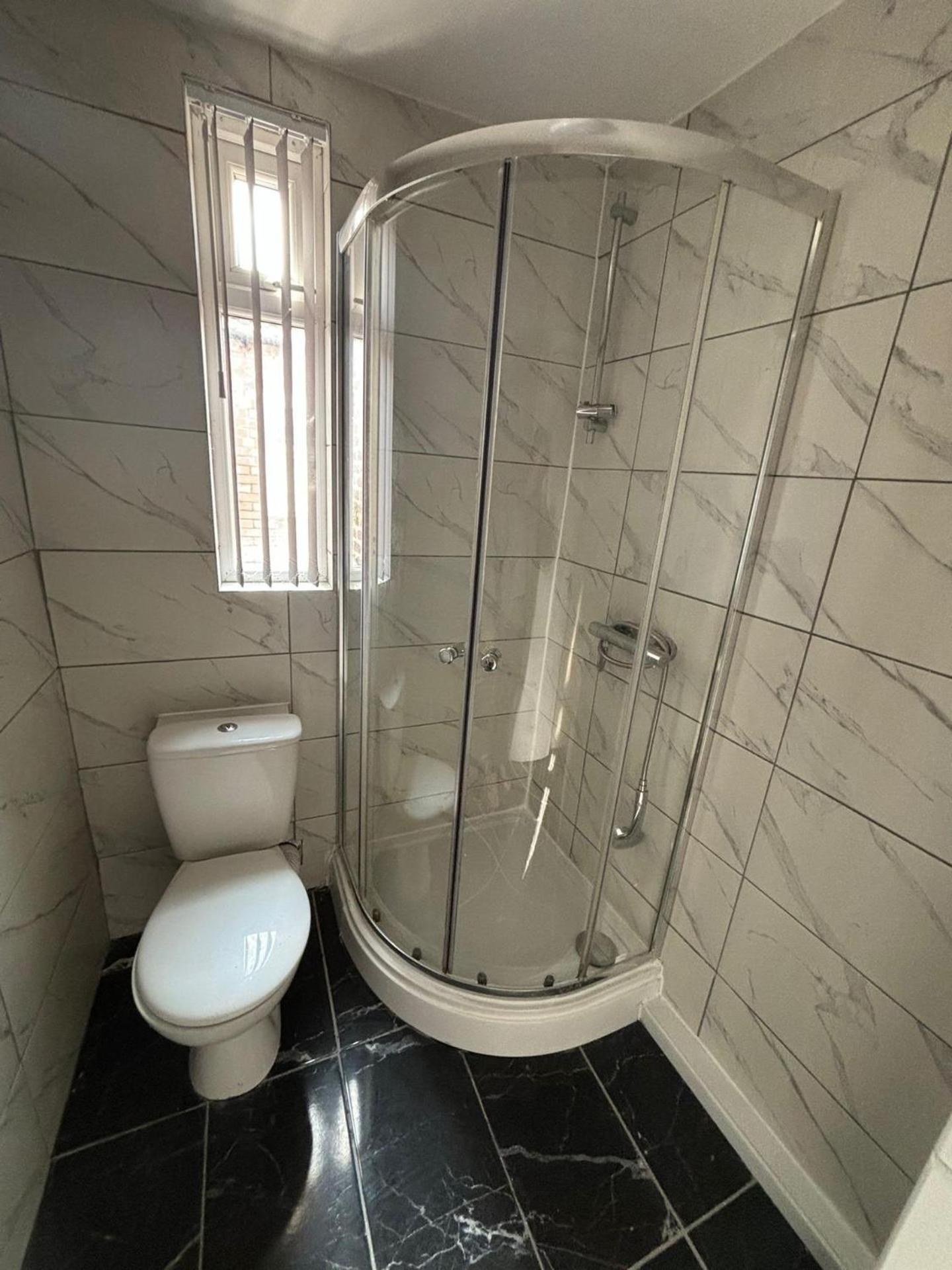 Luxe Spacious 5-bed House In Liverpool